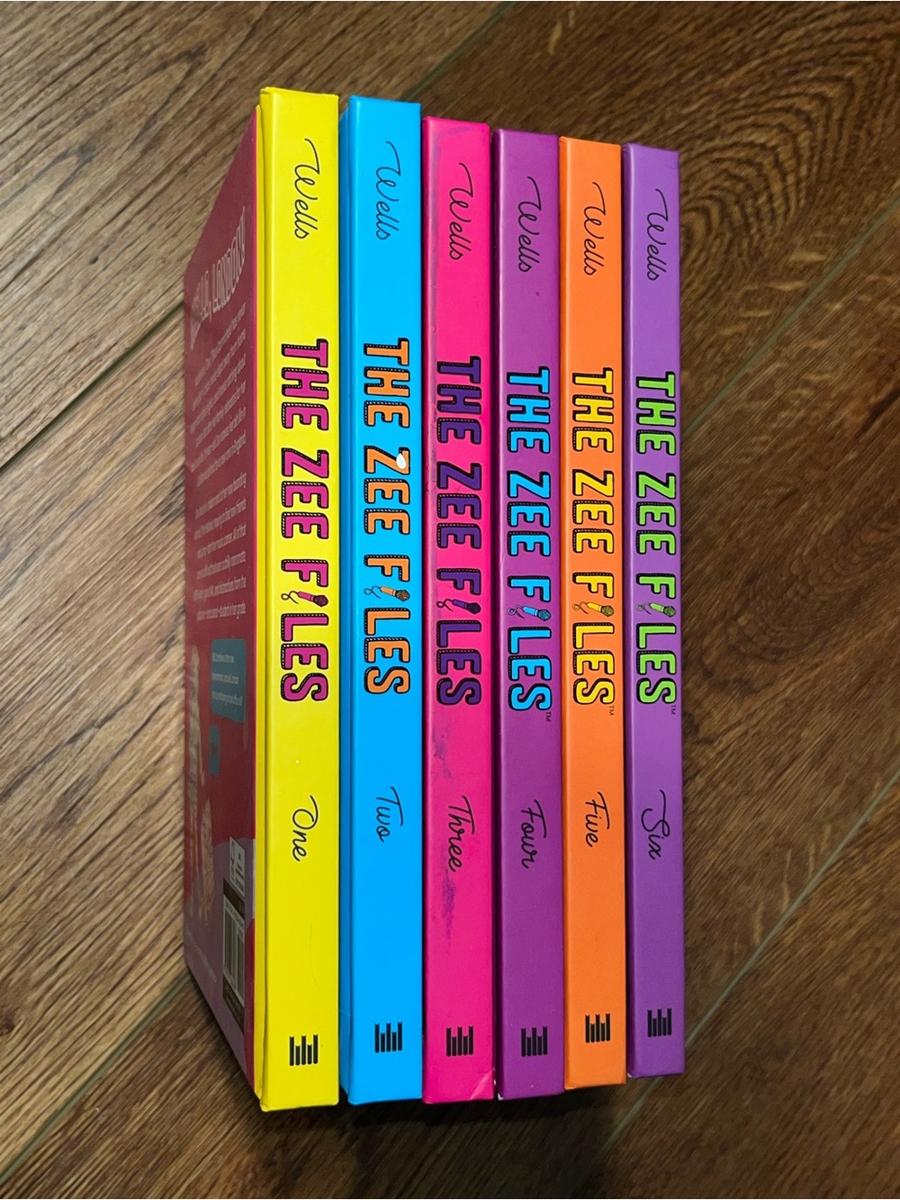 The Zee Files By Tina Wells Bliss Lot of 6 Books Series